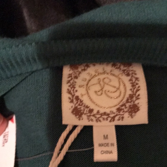 NWT-Tru Self Green Holiday Sweater with Jolly Pocket and Tie Front-M - Picture 11 of 16